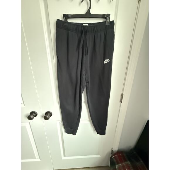 Nike Sportswear Club Fleece Jogger Men Med Black Tapered Sweatpants Workout Gym - Picture 1 of 4